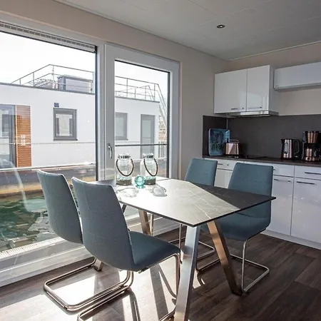 Hausboot Dolce - Lp10 *