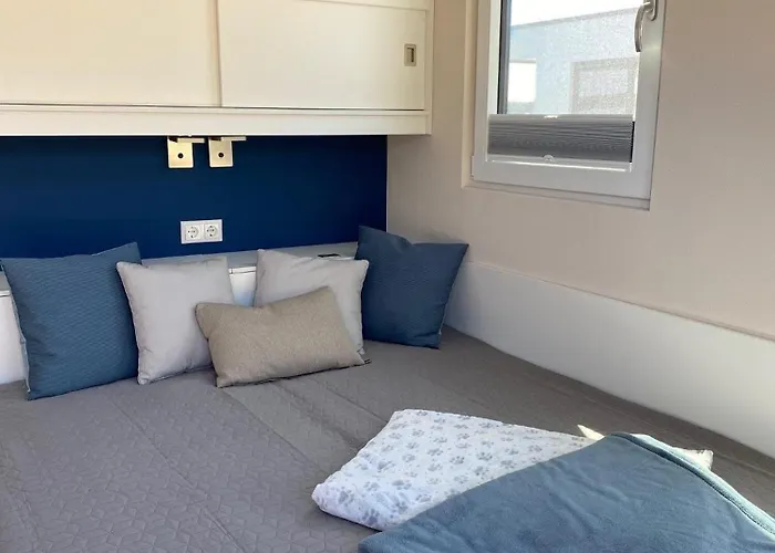 بوتيل Hausboot Dolce - Lp10 *